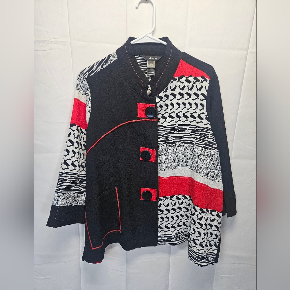 Ali Miles NWOT Stylish Black and Red Patterned Jacket